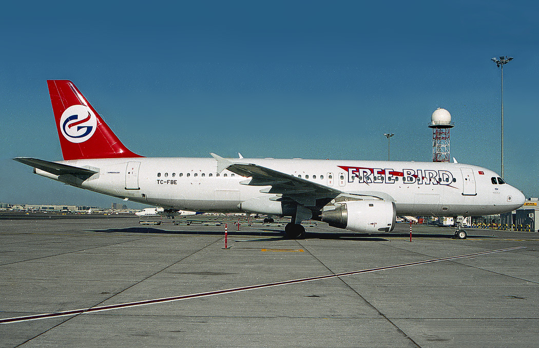 Airbus A320-200 TC-FBE