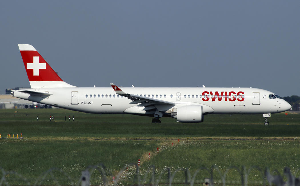 A220-300 HB-JCI 