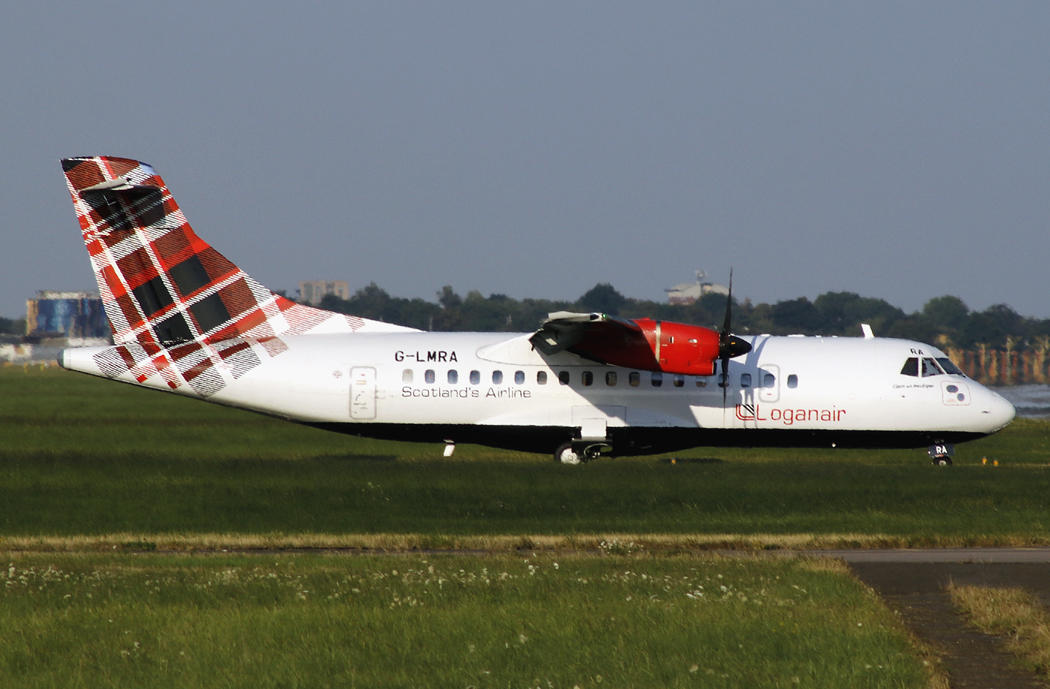 Airbus ATR-42 G-LMRA