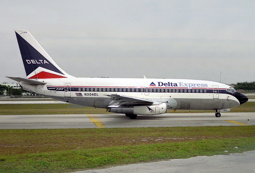 N304DL (FLL) FBFB.jpg