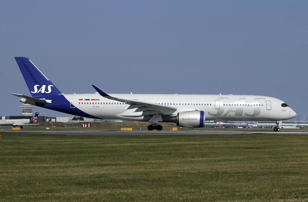 Airbus A350-941 SE-RSC 