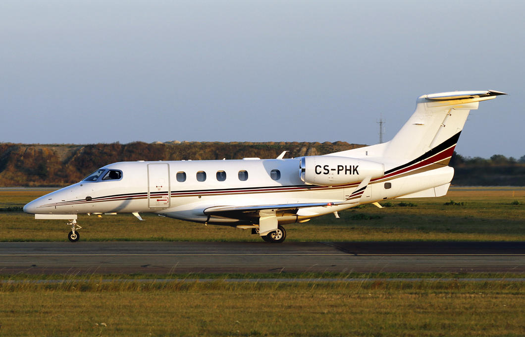 Embraer Phenom CS-PHK