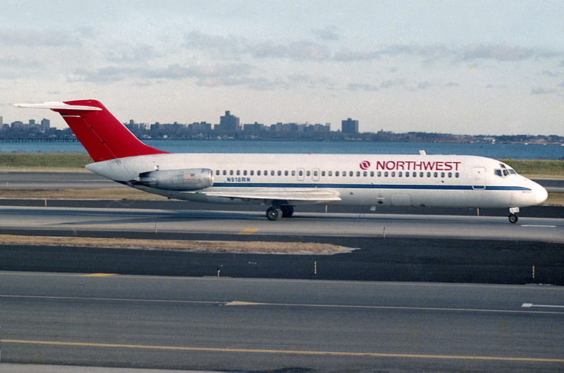 N918RW LGA fb.jpg