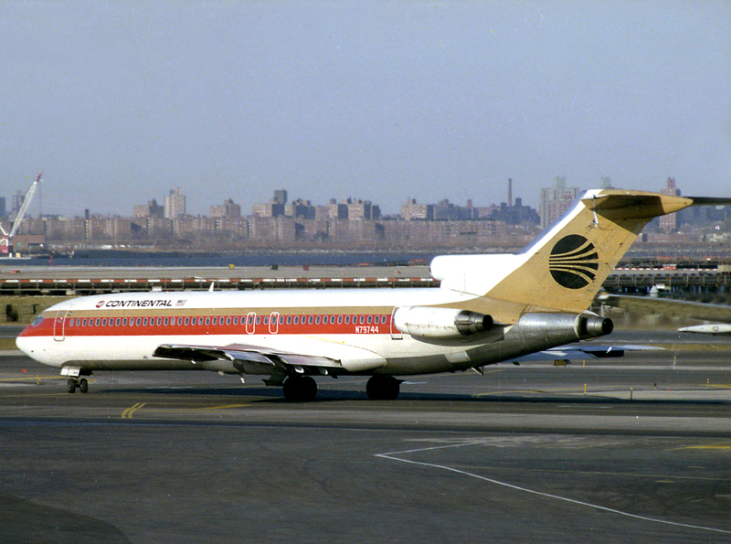 N79744 (LGA 85) FB.jpg