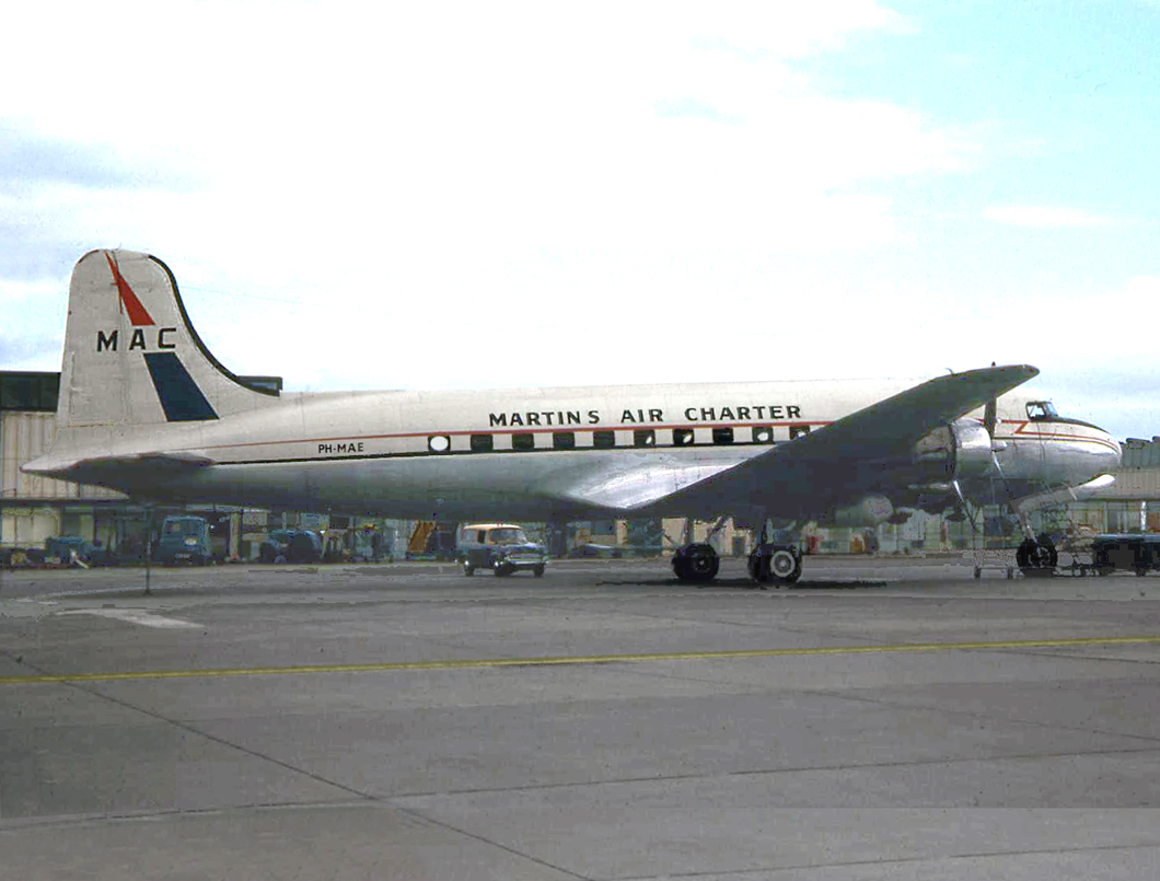 Douglas C54/DC4 PH-MAE 