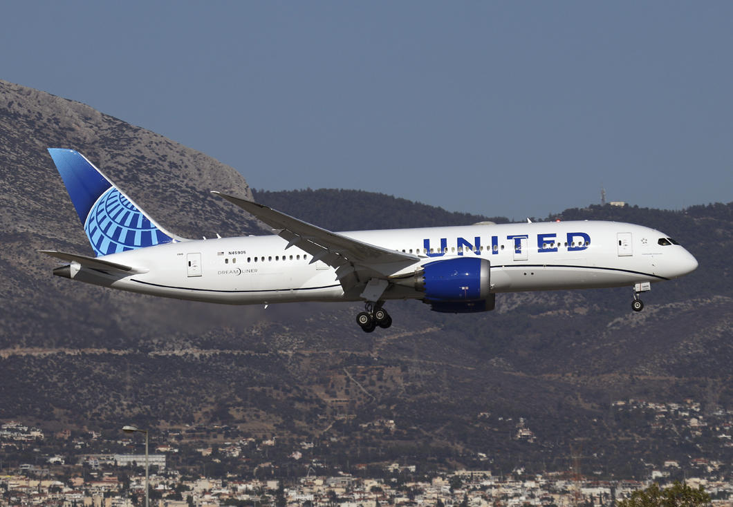 B787-8 N45905