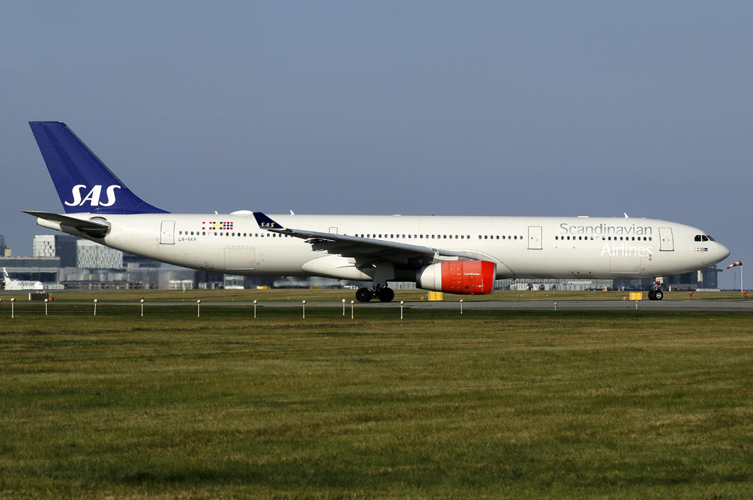 Airbus A330-300 LN-RKR 