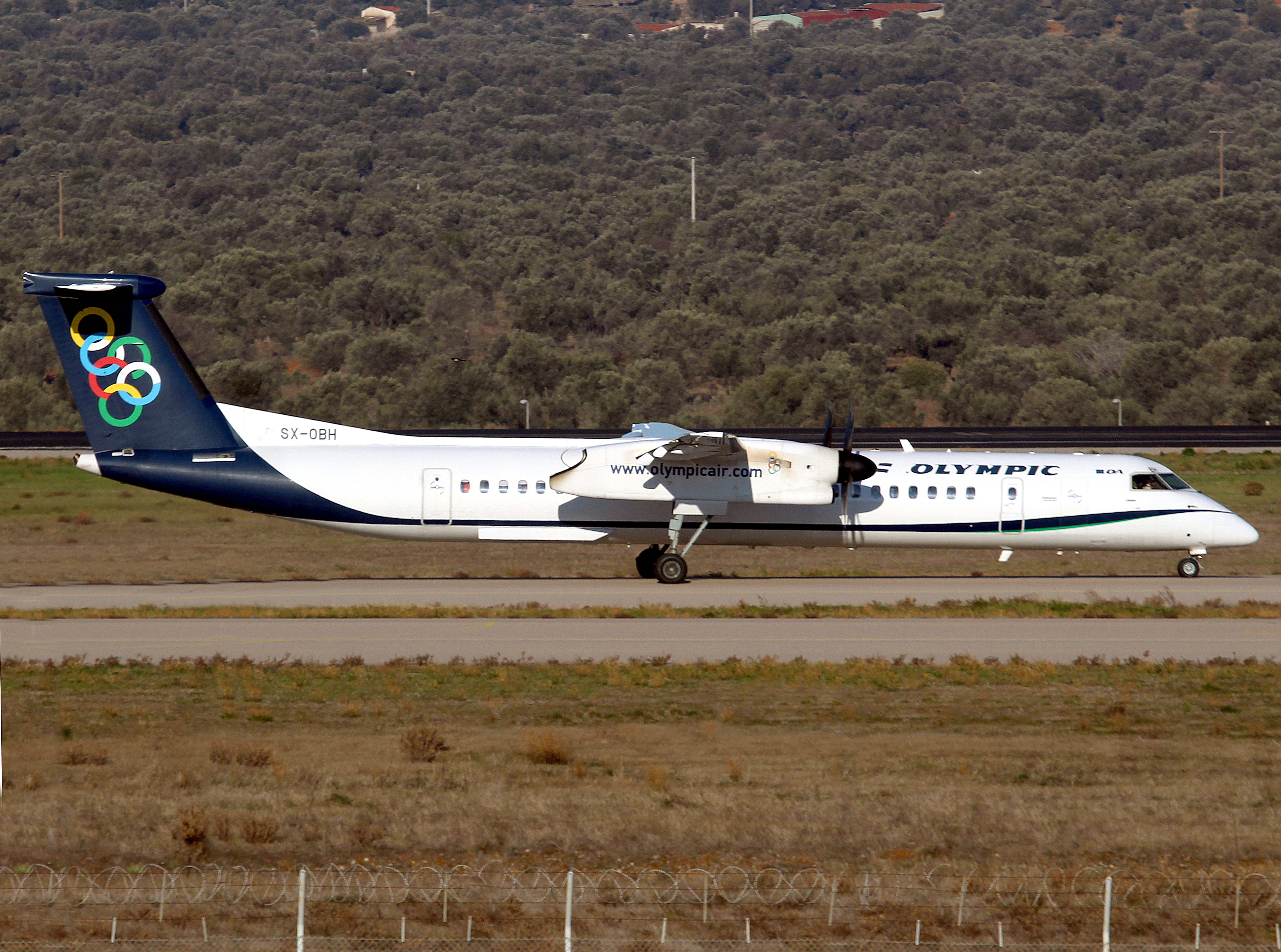 DHC8-Q400 SX-OBH 