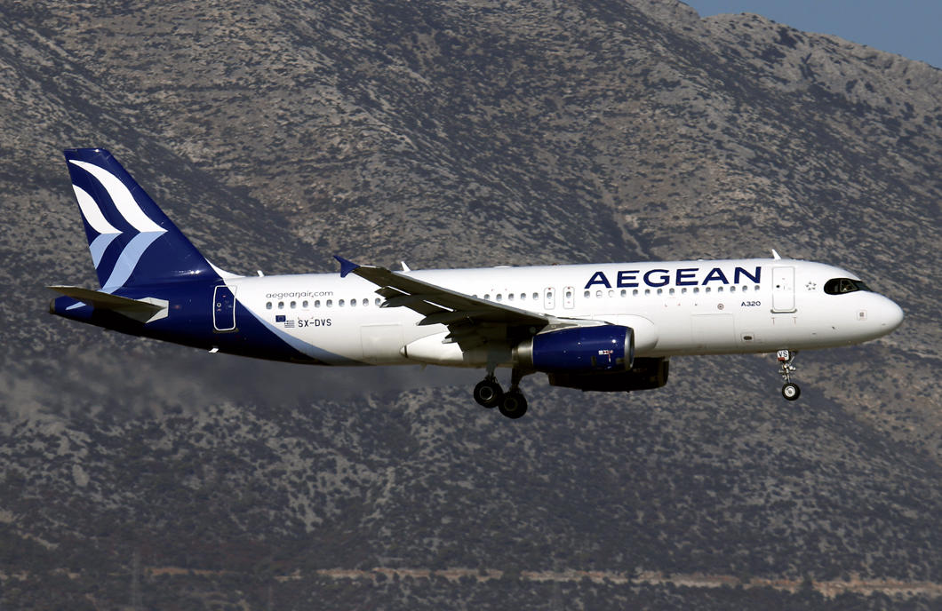 Airbus A320-200 SX-DVS