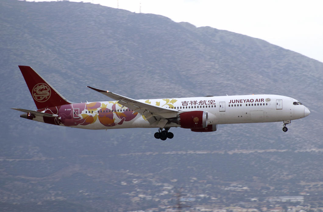 B787-9 B-2001 