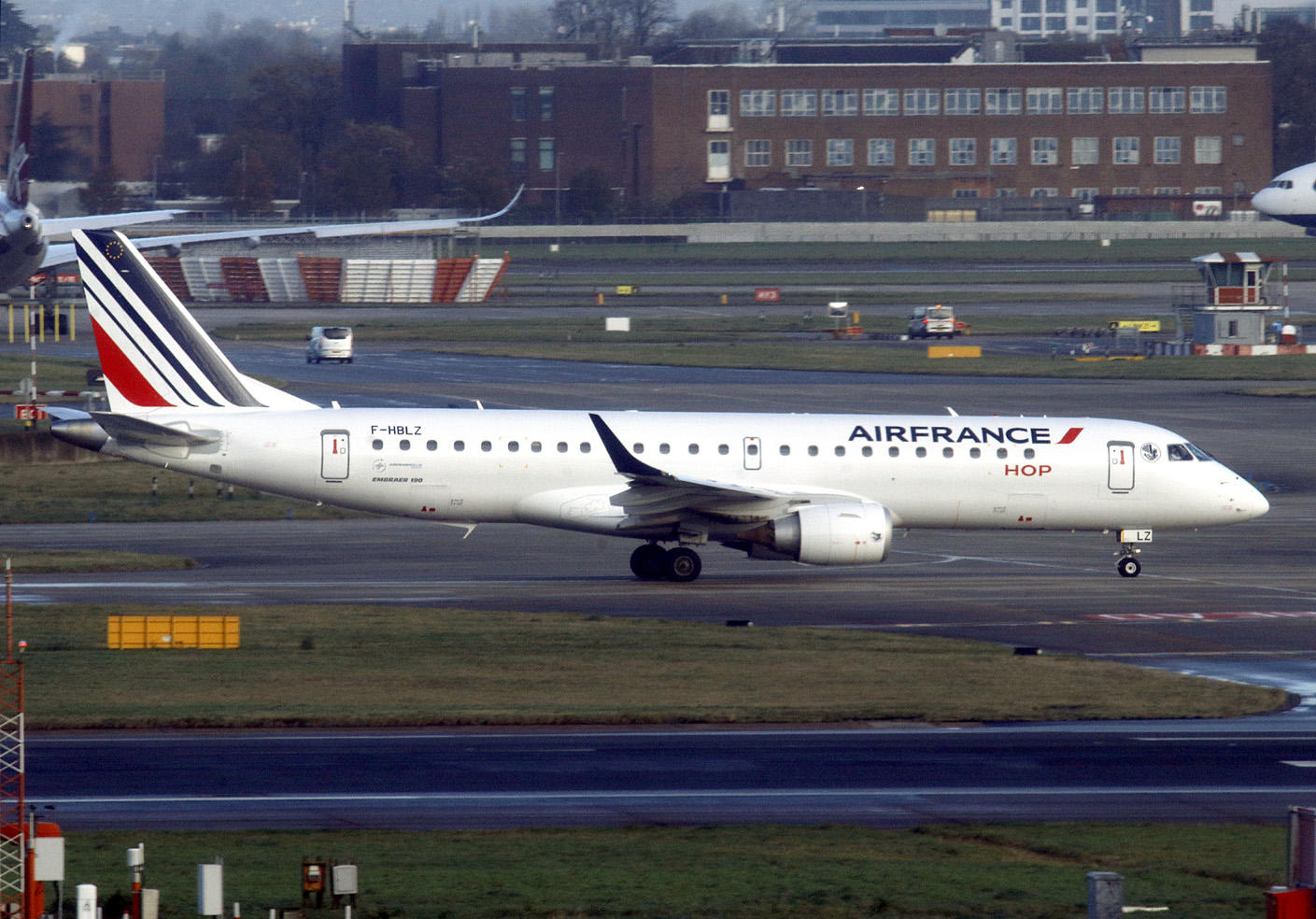 Emb195 F-HBLZ