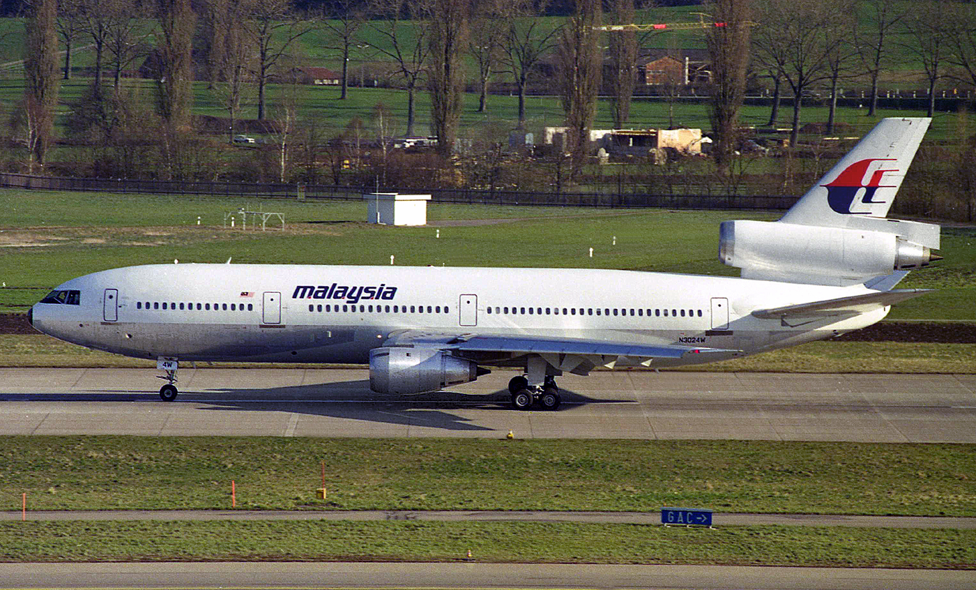 Douglas DC10-30 N3024W