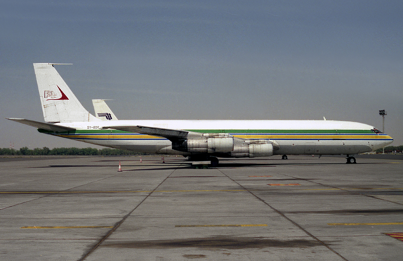 Boeing 707-300C 5Y-BDR