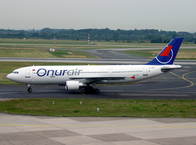 TC-OAY (DUS) FB.jpg