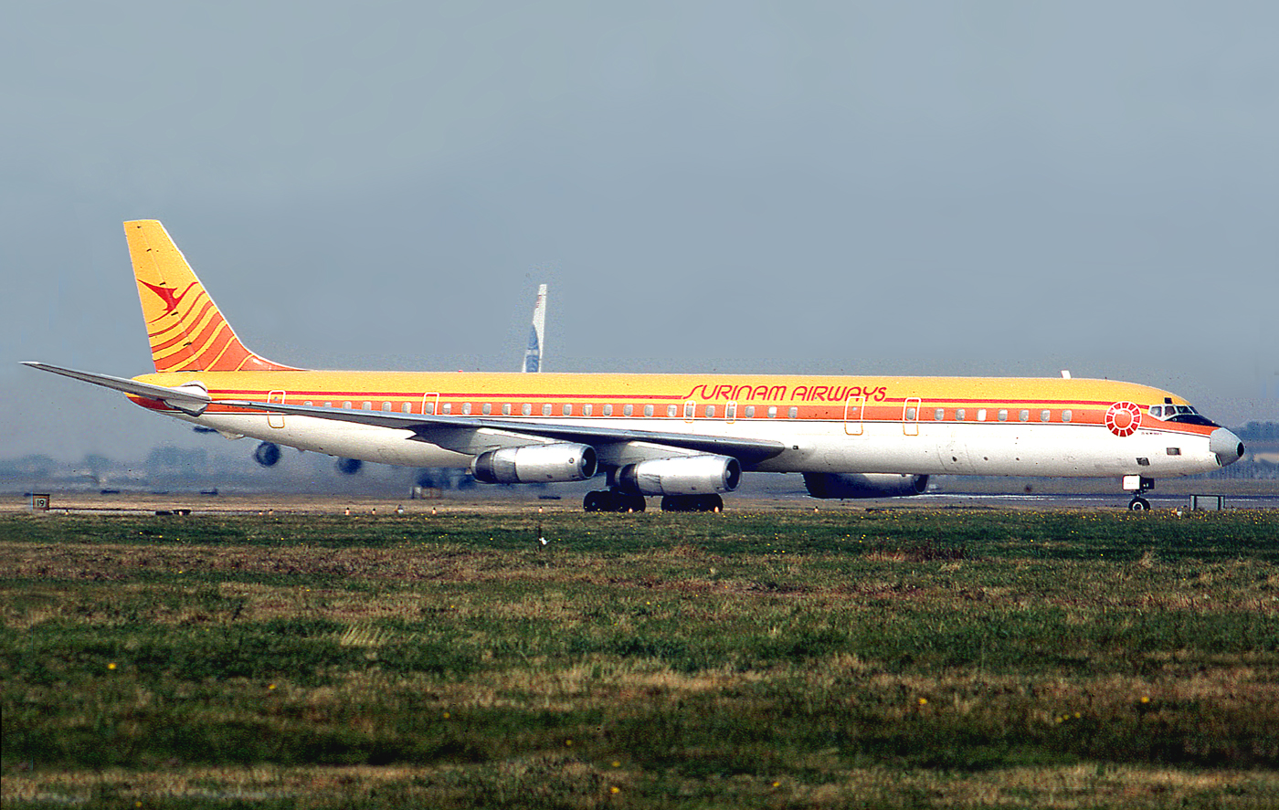 DC8-63 PH-DEM 