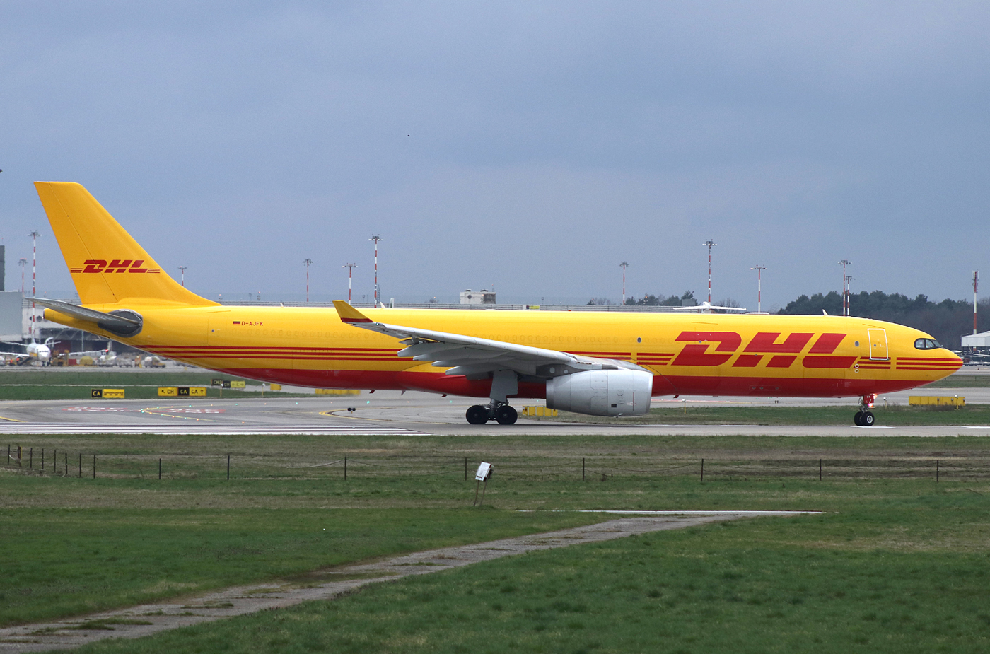 Airbus A330-300(F) D-AJFK 