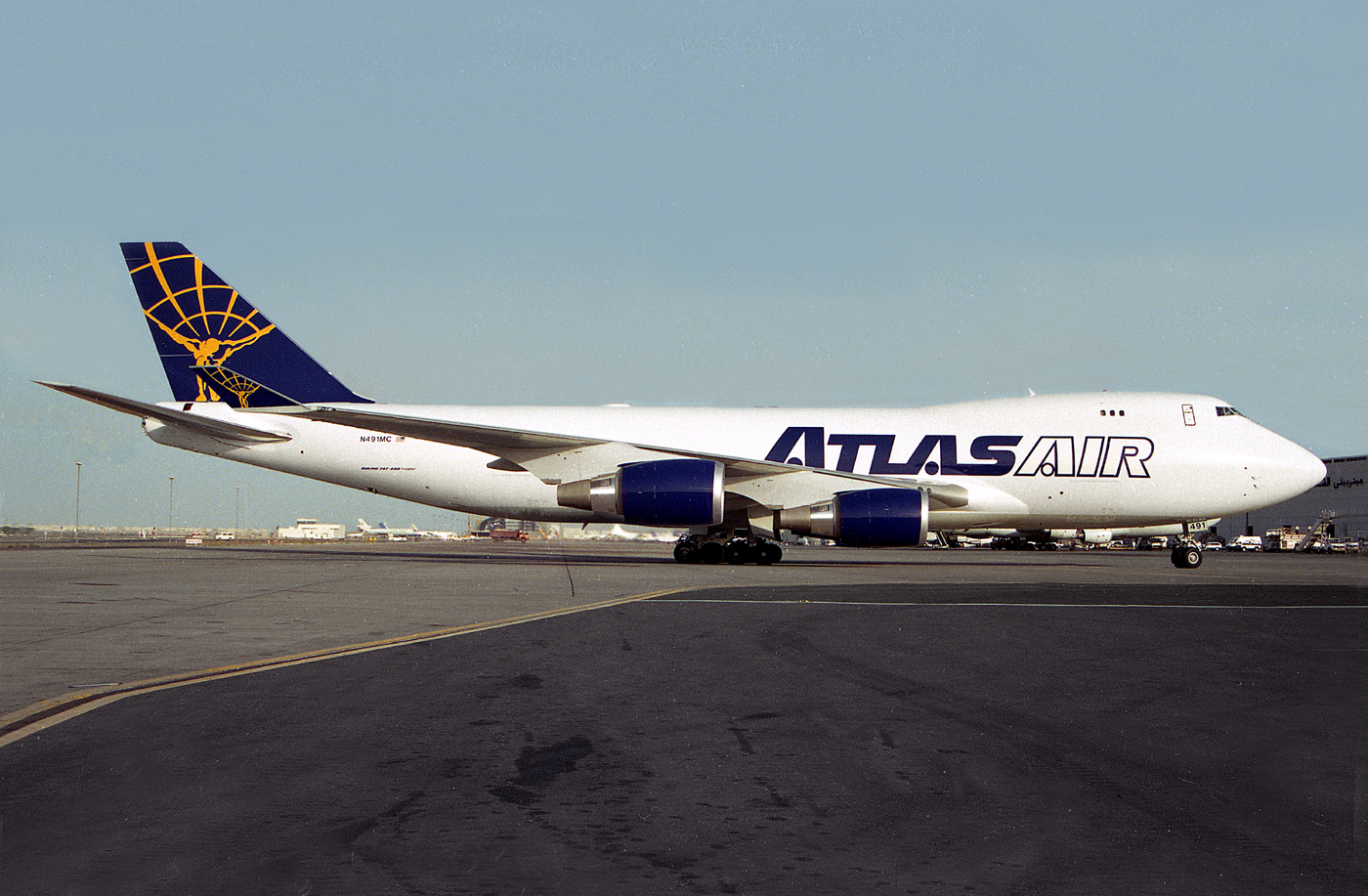 Boeing 747-4U7F N491MC 