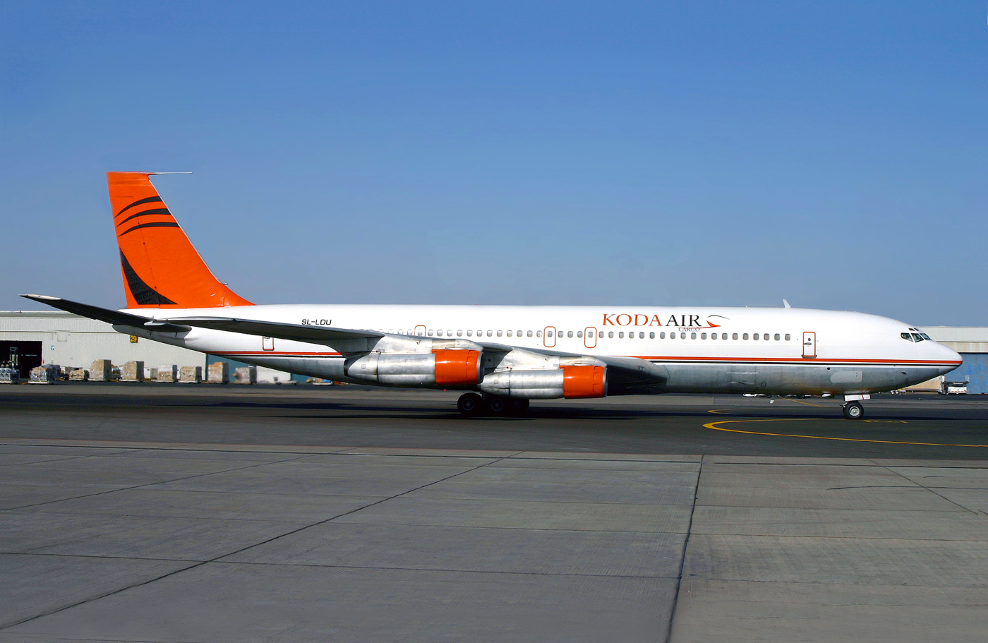 B707-300C 9L-LDU