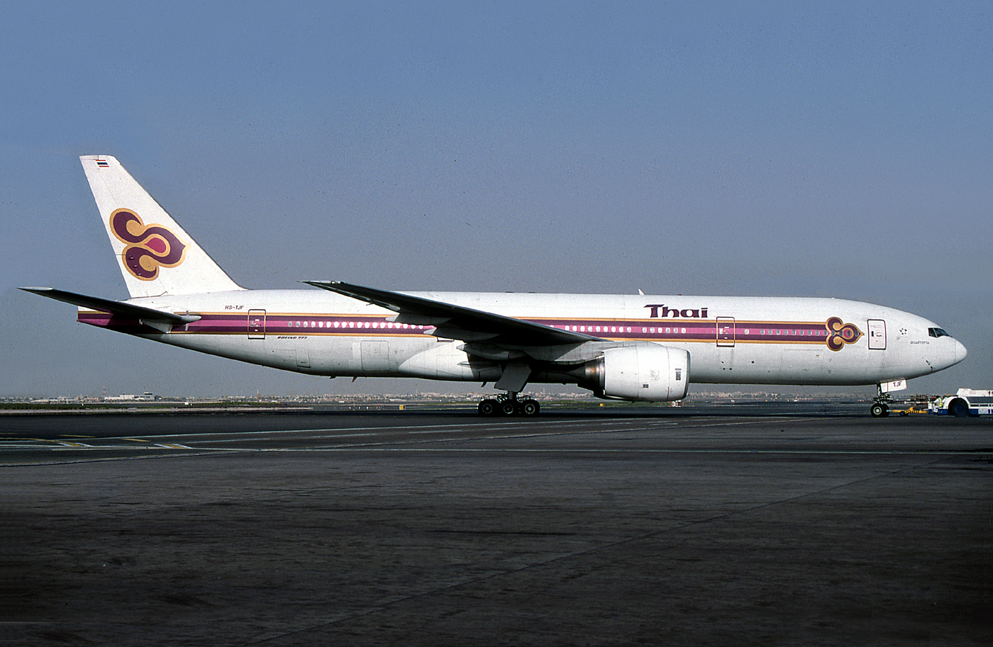 Boeing 777-200 HS-TJF
