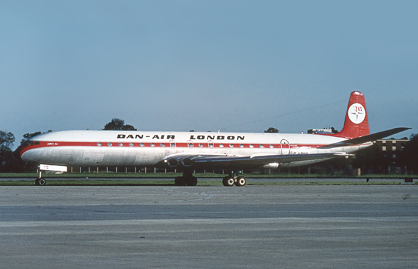 Comet 4B G-APYC