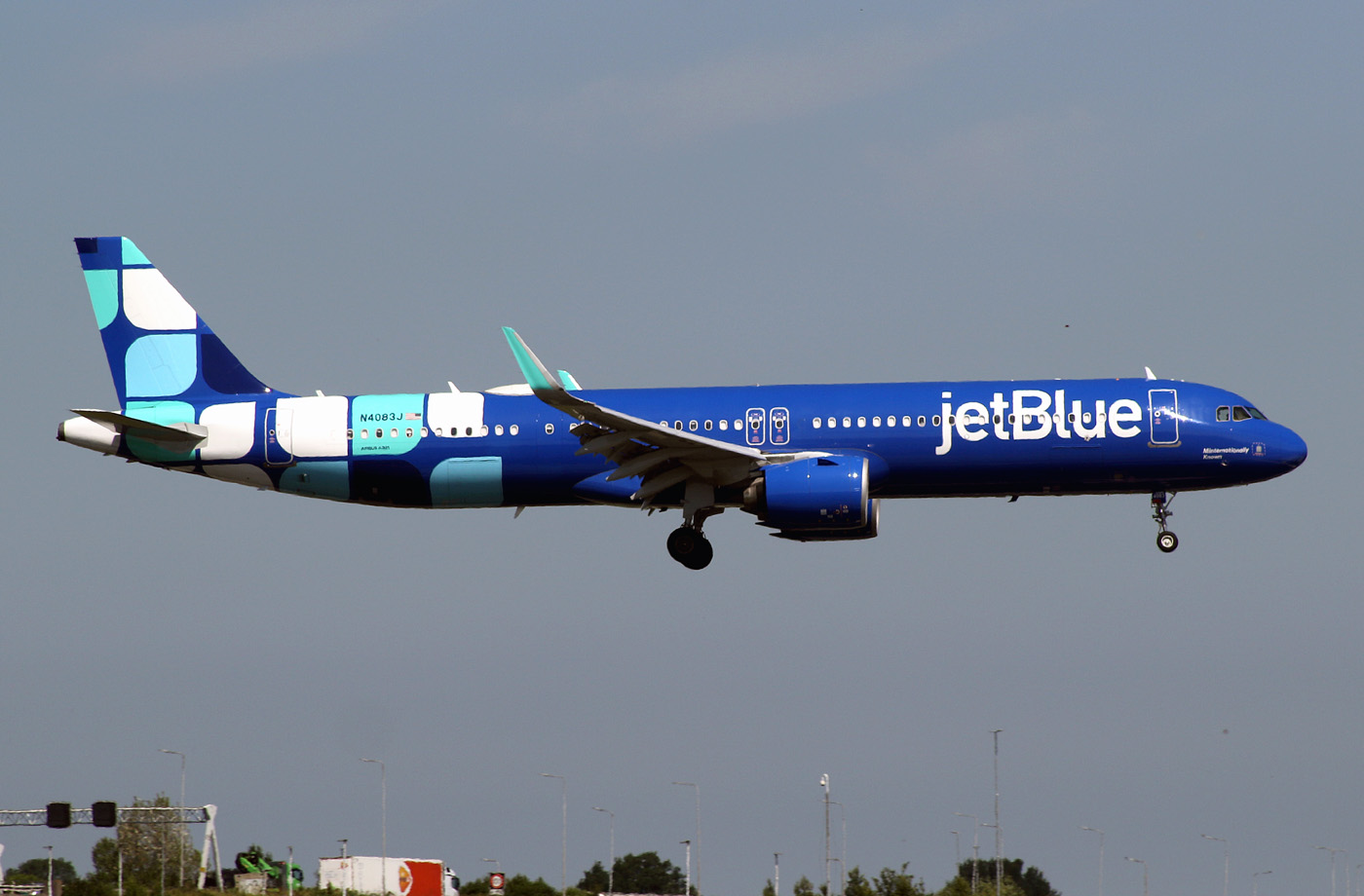 A321N N4083J