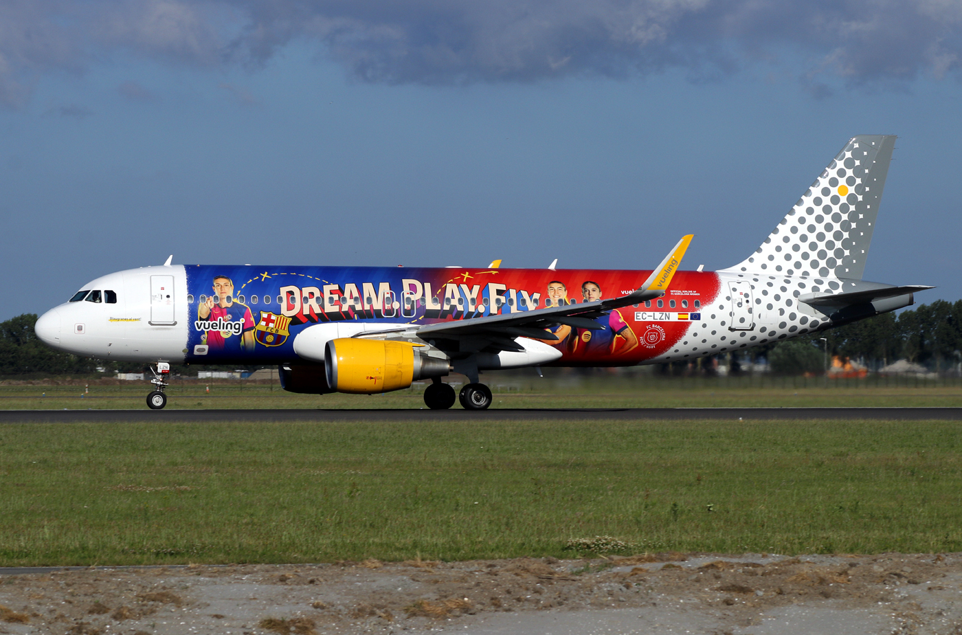 A320-200 EC-LZN