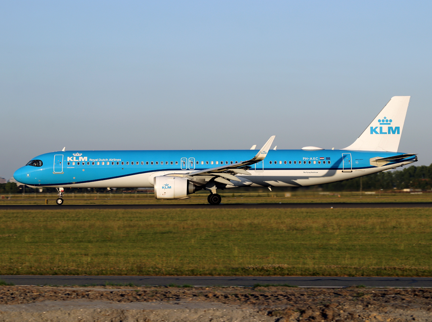 A321N PH-AXC 