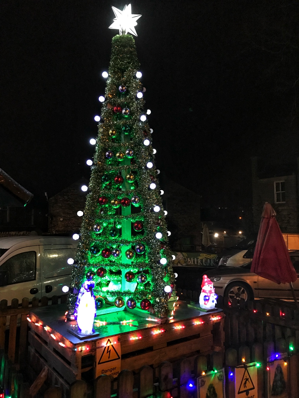 Happy Christmas to all PBase friends around the world