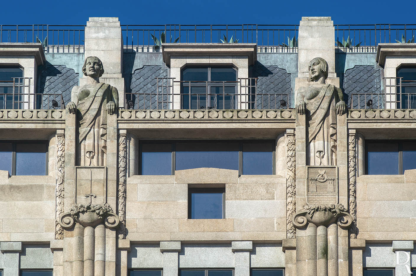 Conjunto da P. da Liberdade,<br> Av. dos Aliados e P. do <br> Gen. Humberto Delgado 