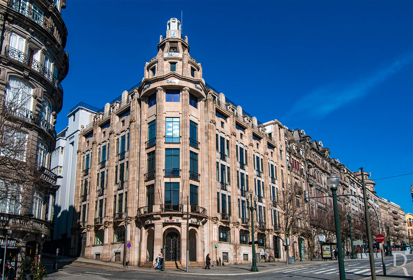 Edifcio do Jornal Comrcio <br> do Porto / BANIF <br> Av. dos Aliados, 107 / 139