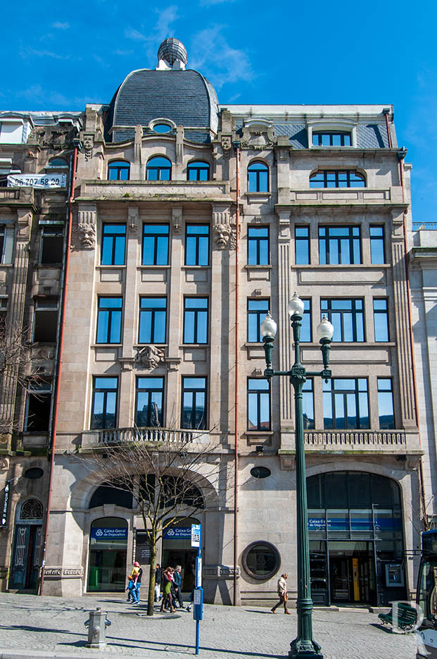Avenida dos Aliados, 106