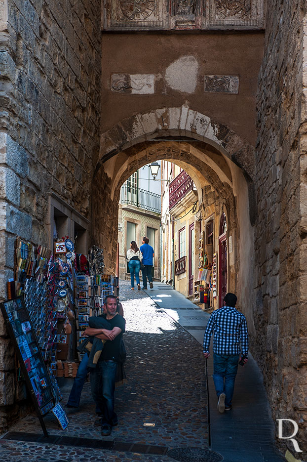 Arco de Almedina