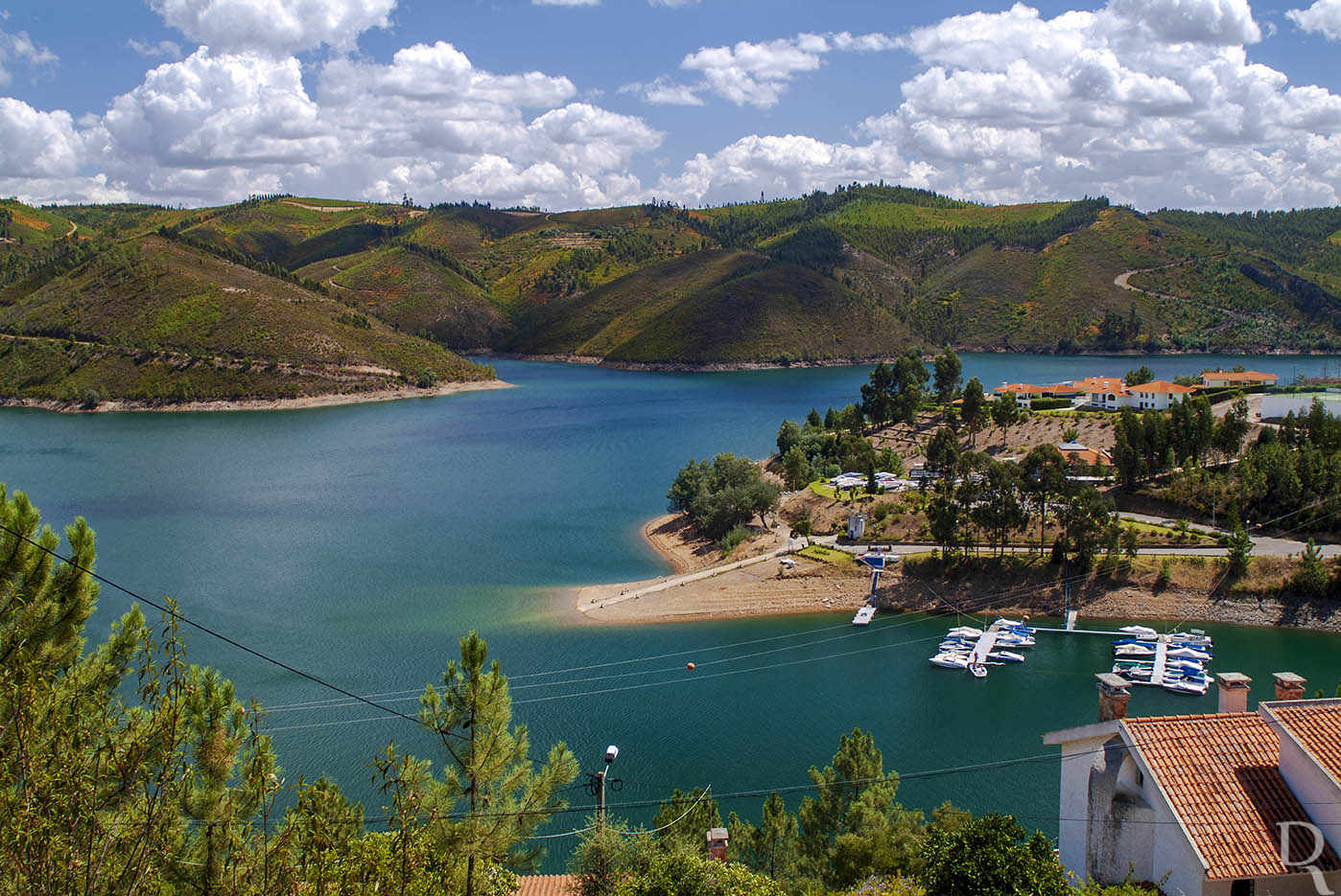 Ferreira do Zzere - Praia Fluvial do Lago Azul