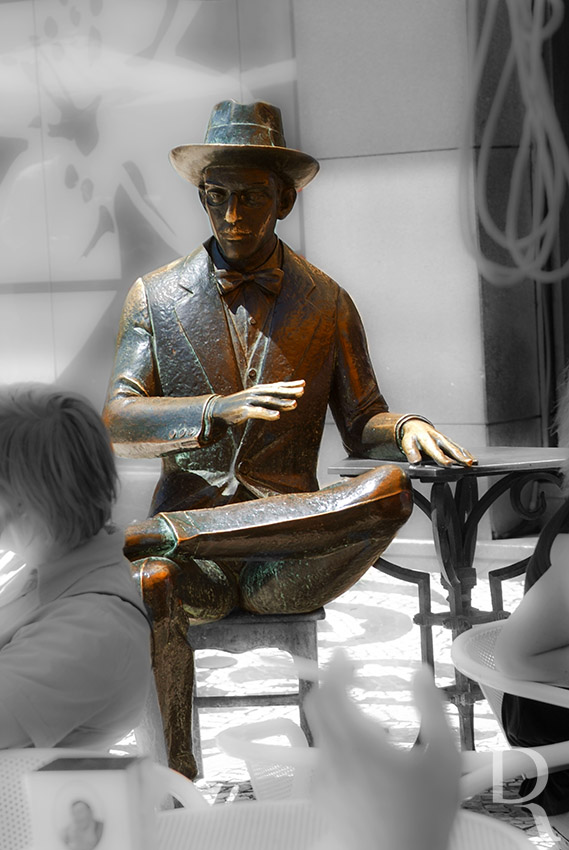 Fernando Pessoa, por Lagoa Henriques
