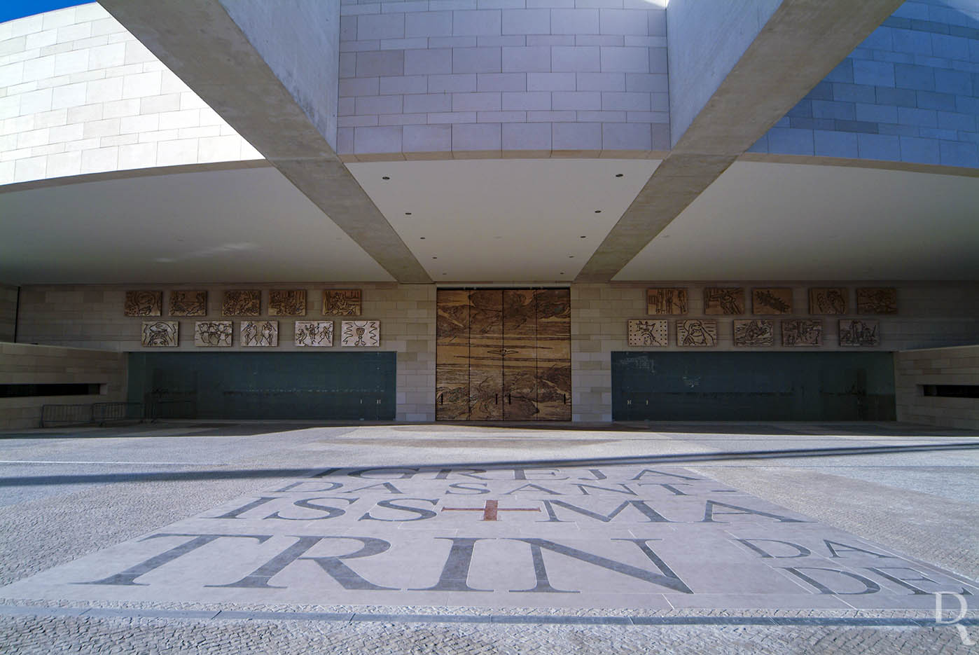 Church of the Most Holy Trinity, by Alexandros Tombazis (Arch.)