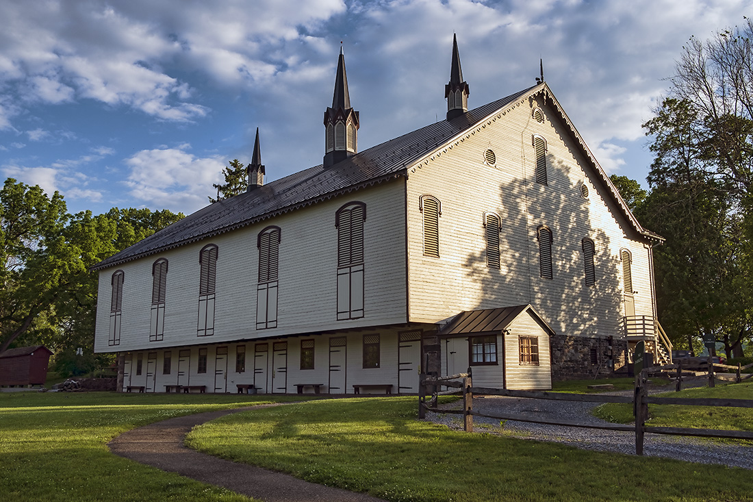 Historic Ft. Hunter Barn