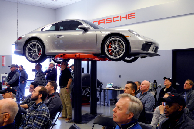 2018 Porsche 911 GT3 Touring (991.2) at Porsche Club of America Tech Tactics East 2018 in Easton, PA (2408)