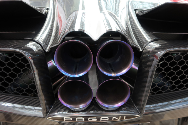Pagani Huayra BC, 2018 New York International Auto Show  (0572)