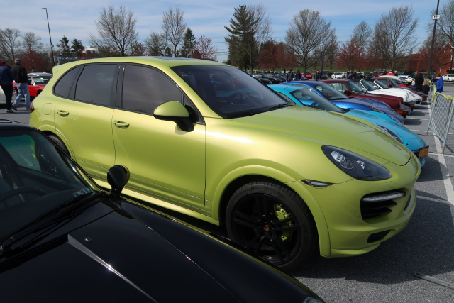 Porsche Cayenne GTS, spectator parking lot, Porsche Swap Meet in Hershey, PA (0642)