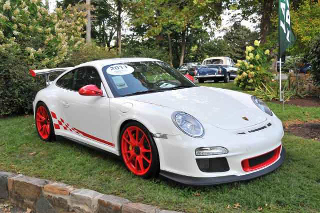 DEALERS EXHIBIT AREA: 2011 Porsche 911 GT3 RS (7286)