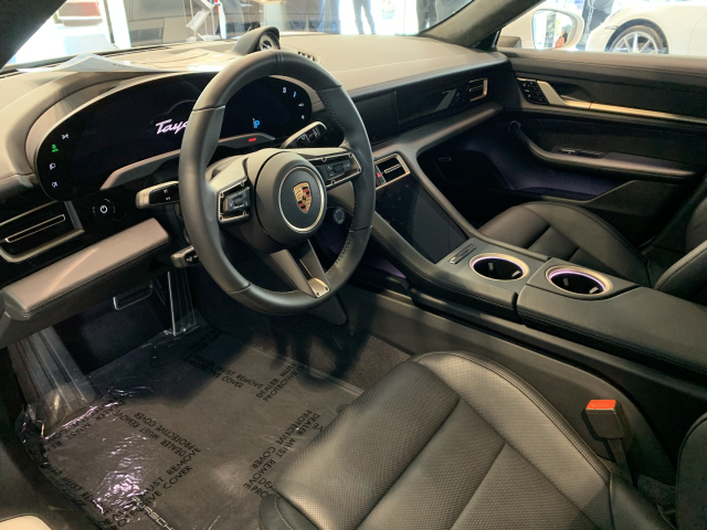 2020 Porsche Taycan Turbo (2993)