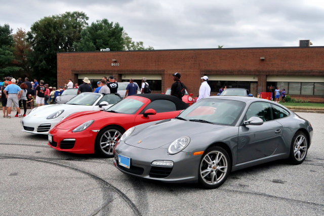 From left, Porsche 911 Cabriolet (991), Boxster S (981) and 911 Carrera (987) (4890)