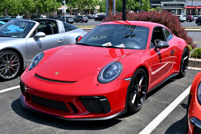 2018 Porsche 911 GT3 Touring (991.2) in Carmine Red (DSC_1821)