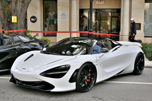 McLaren 720S (1289)