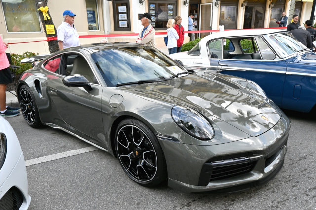 Porsche 911 Turbo S (992) (1268)