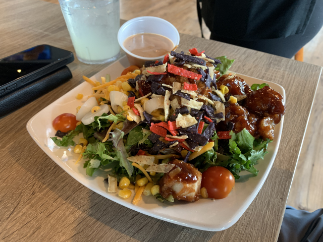 Lunch in Berkeley Springs, WV. (3071)