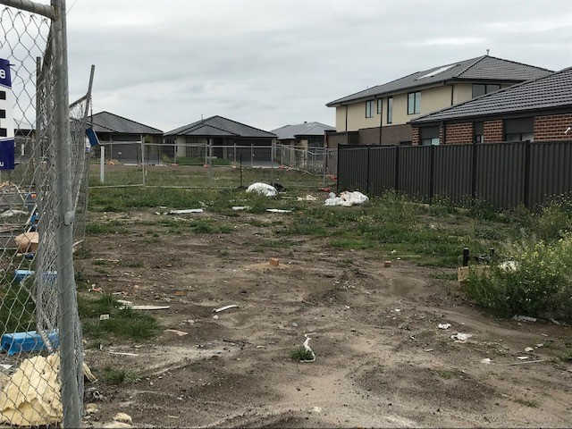 Building Plot Cleaning in Fraser Rise