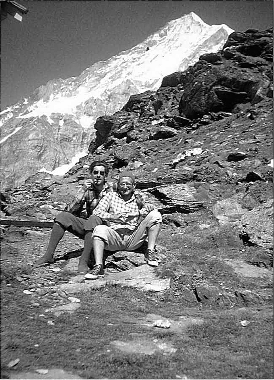 Avec mon pre prs du refuge avec le Weisshorn en arrire-plan