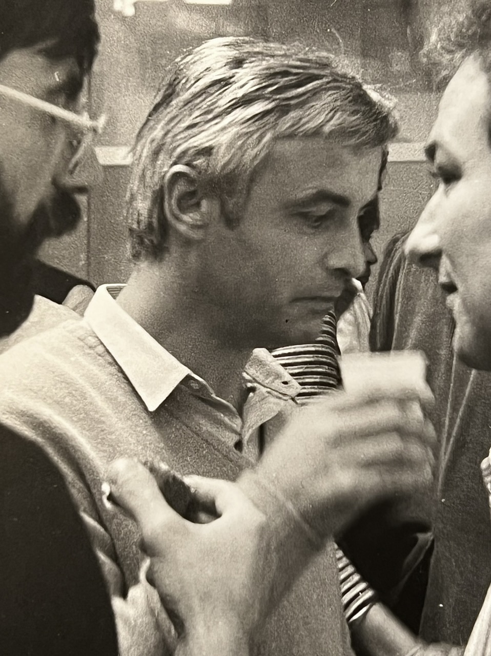 Claude a le verre triste en 1977, mditant sur sa future promotion