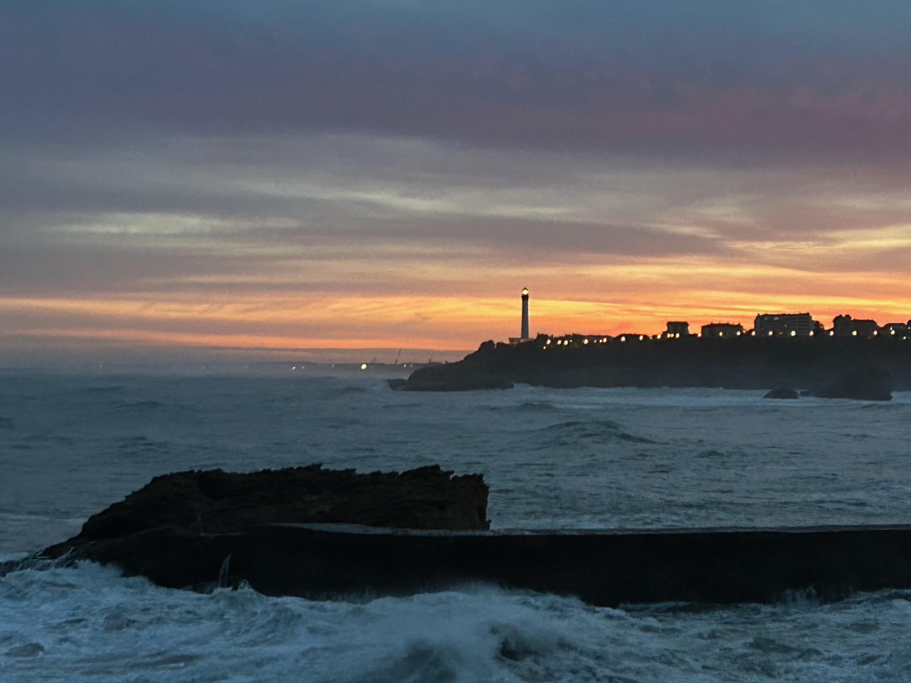 Le phare de Biarritz un matin doctobre
